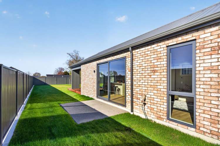 14 Sir Bob Charles Drive Masterton_17