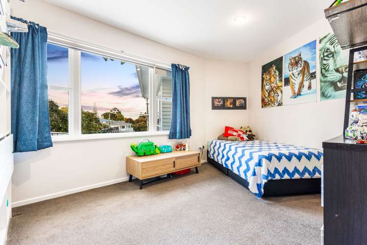 15 Divich Avenue Te Atatu South_12