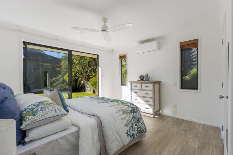 33 Admirals Court Drive Greenhithe_10