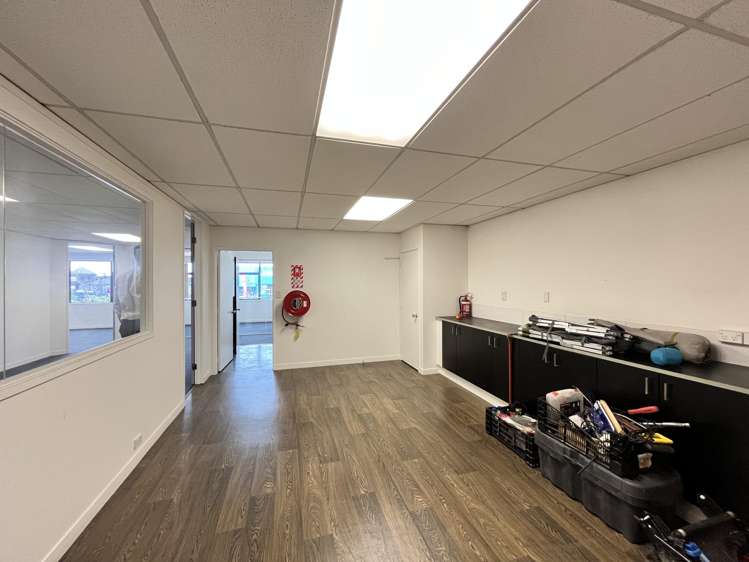 B/195 Wairau Road Wairau Valley_9