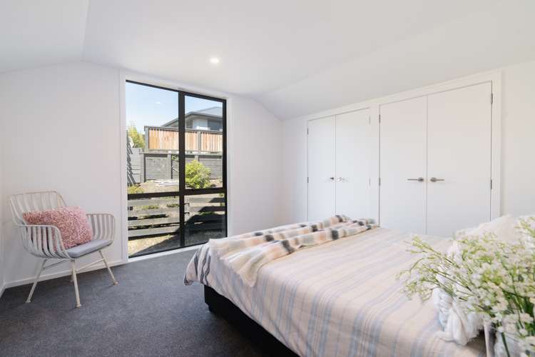 15 Trudi Place Green Island_13