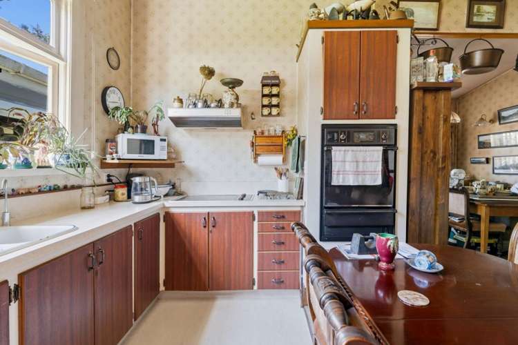 10 Carr Street North East Valley_7