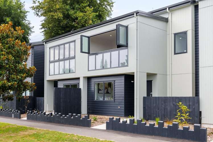 1/124 Macfarlane Street_0