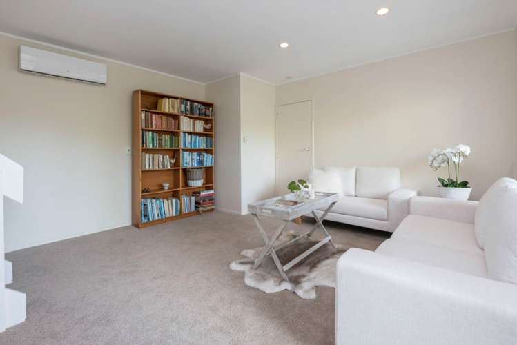 25 Mcmillan Place Mellons Bay_14