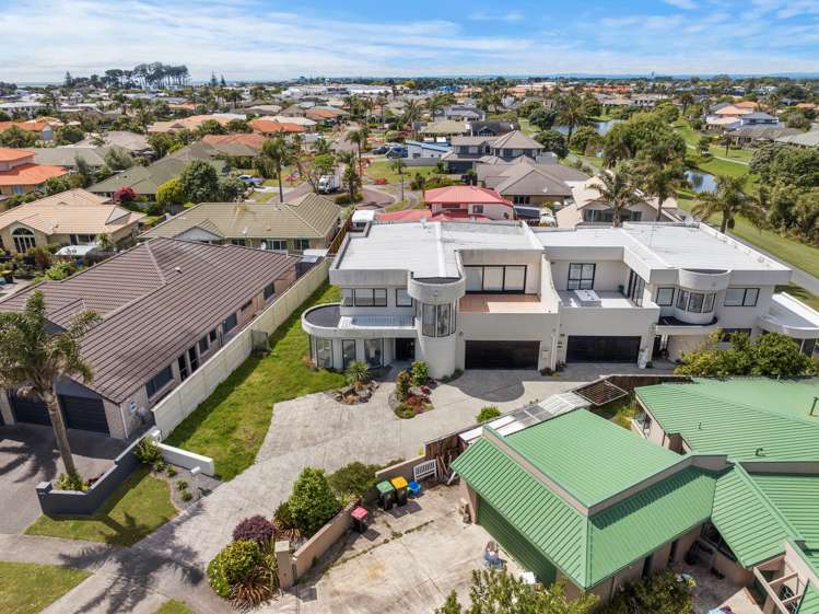 9 Santorini Key Papamoa_7