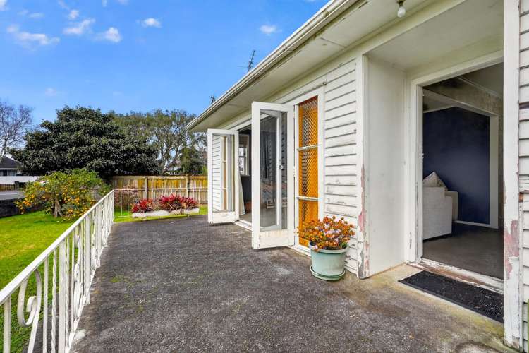120 Avondale Road_1