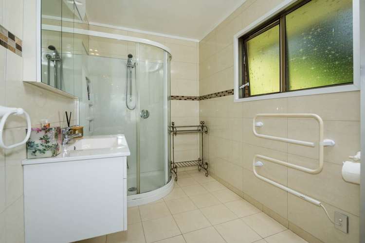 33 Barker Rise Northcross_11