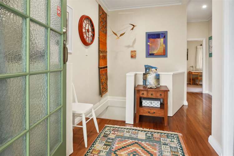 100 The Terrace Thames_5