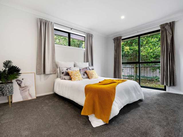 Fabulous Five Bedroom on Fox Street!