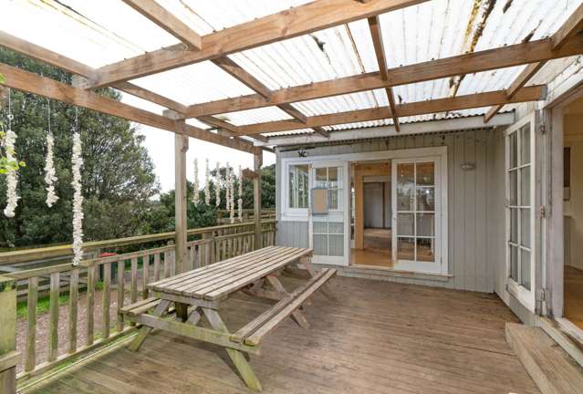 22 Trig Hill Road Onetangi_1