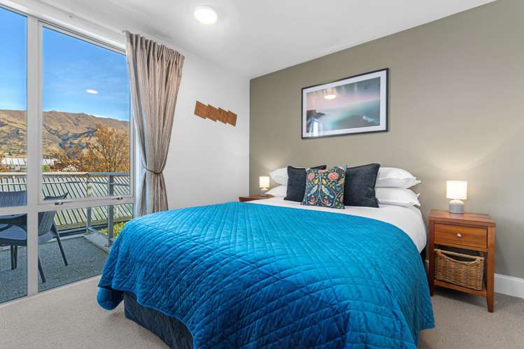 201/29 Warren Street Wanaka_9