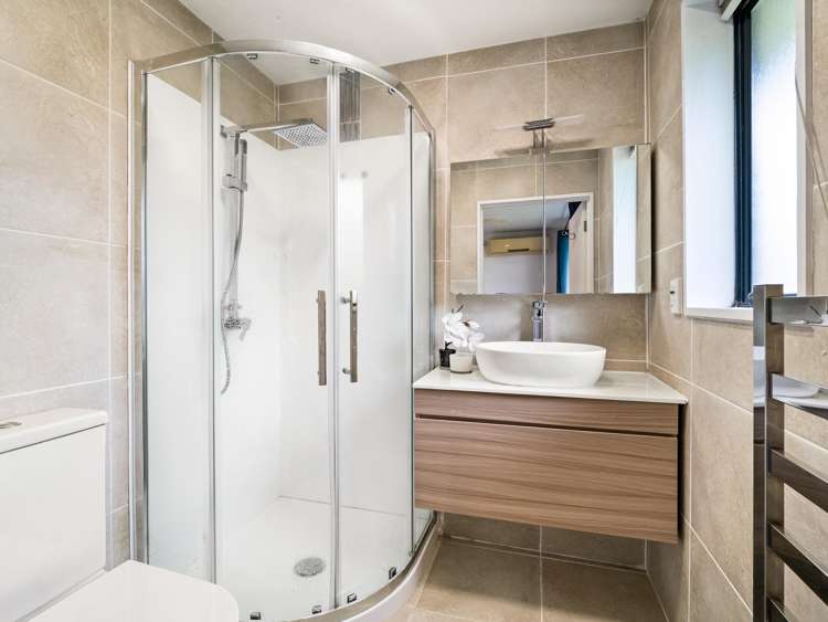 5 Gowan Close Shiel Hill_12