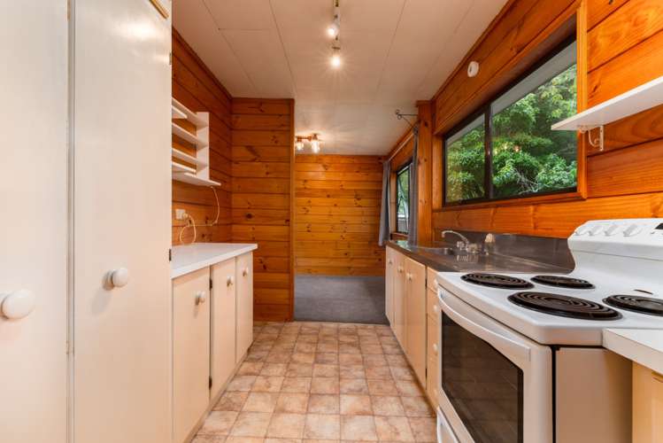 3/9 Te Kanawa Crescent Henderson_11