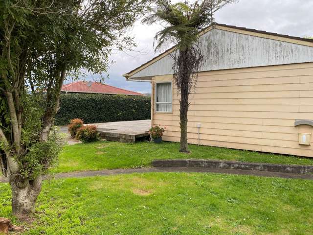 8 Pukeroa Place Papakura_1