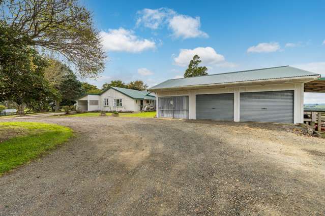 36 Whaka Street Maungaturoto_3