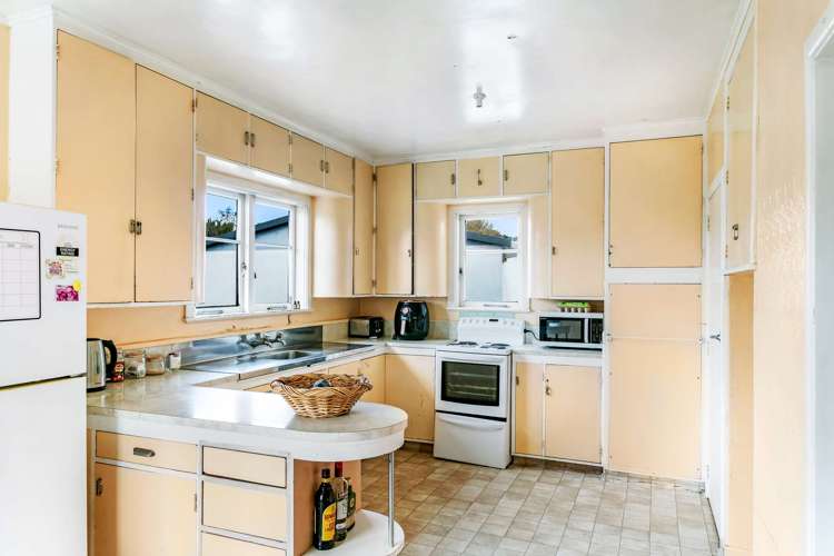 225 Crawford Road Kaiti_5