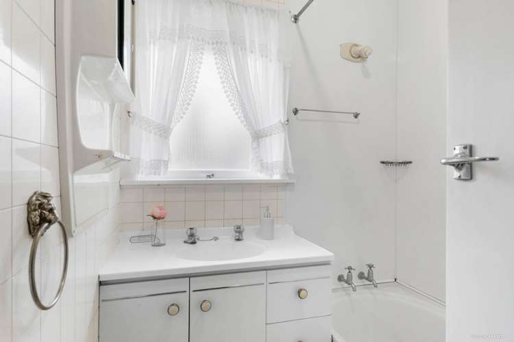 3/62 Cardwell Street Onehunga_10