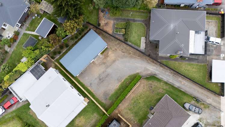 111 Ngamotu Road Spotswood_11