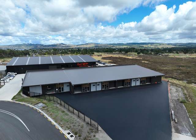 Premium workshops with SH1 connectivity