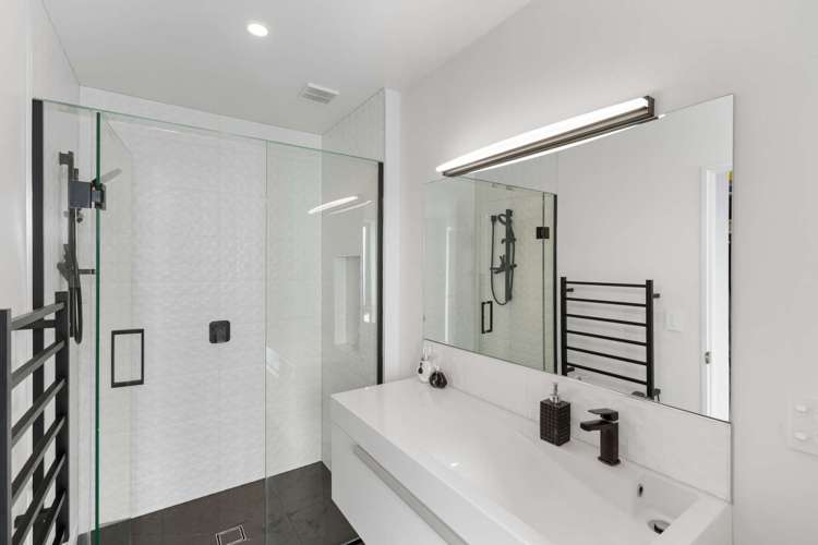 65 The Esplanade Pegasus_13