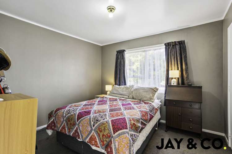 10 Gambare Place Wattle Downs_6