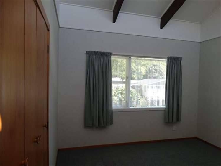 53 Holland Street Wainuiomata_12