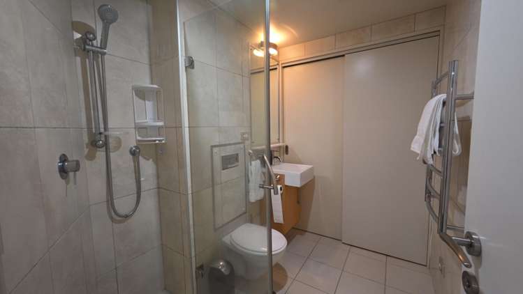 18/101 Roberts Street 11210_16