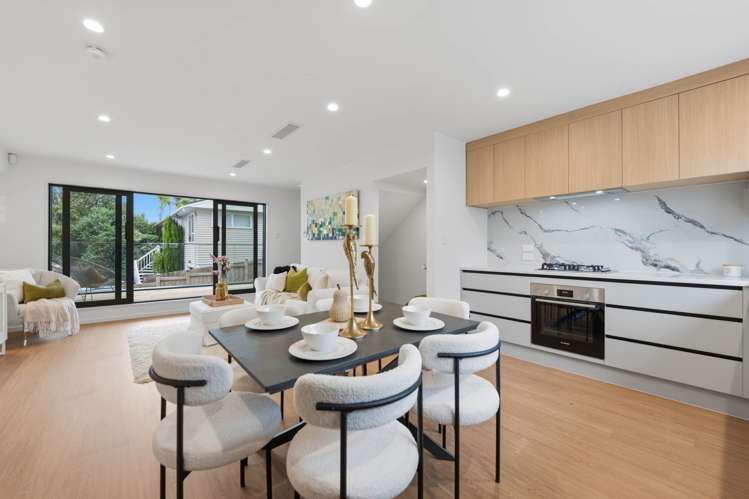 3/20 William Souter Street Forrest Hill_2