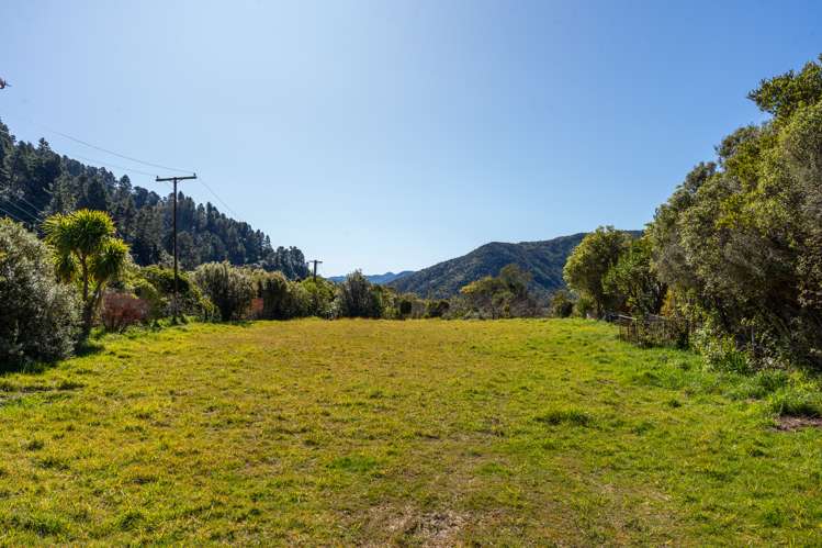 571 Port Underwood Road Whatamango Bay_5