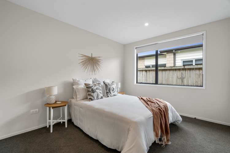 177 Lakes Boulevard Pyes Pa_13