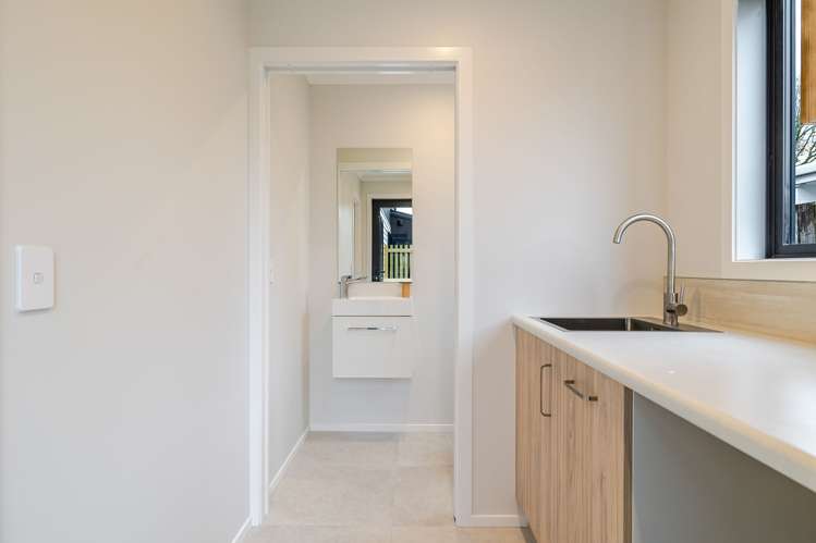 4 Fordyce Court West End_19