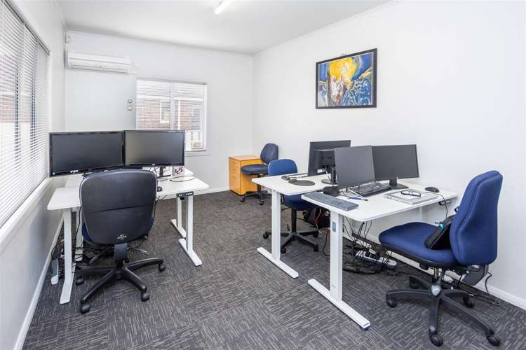 348 Te Rapa Road Beerescourt_8