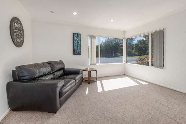 28 Harry Shaw Way Raumati South_4