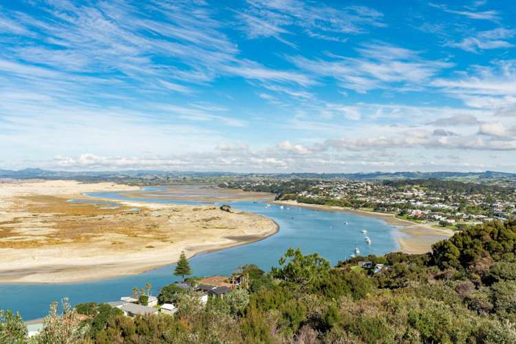 2 Seacoast Road Mangawhai Heads_3