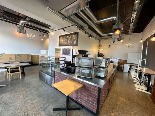 1179 Great North Road Point Chevalier_4