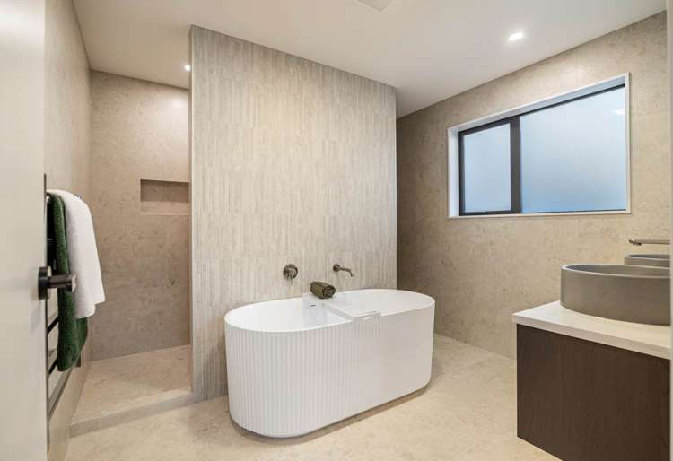 6 Pekanga Road Orewa_21