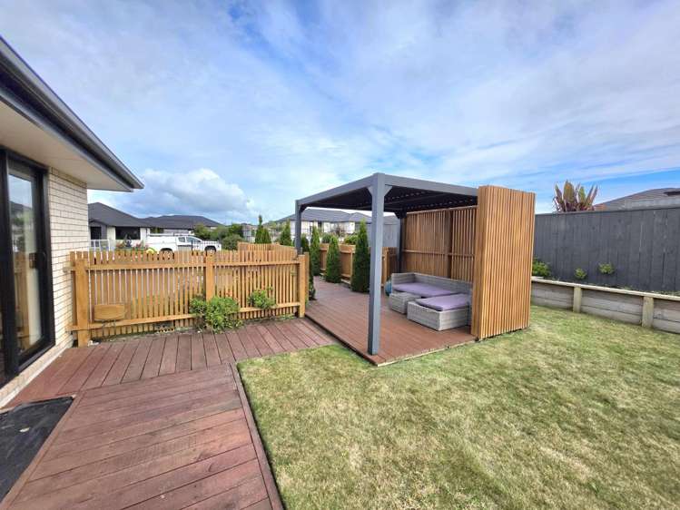 35 Keene Drive 10825_18