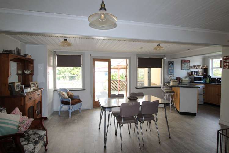 31 Cambridge Street Pahiatua_12