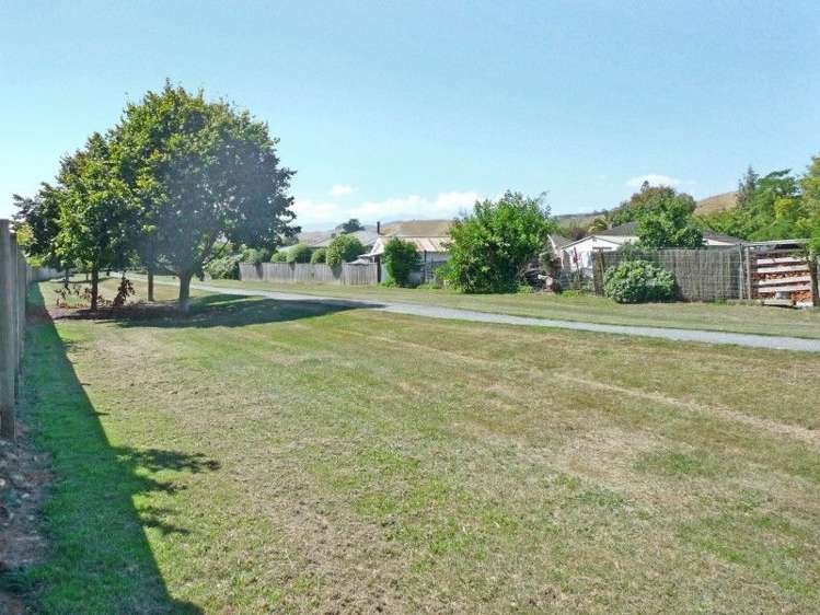 57 Lord Auckland Road Wakefield_20