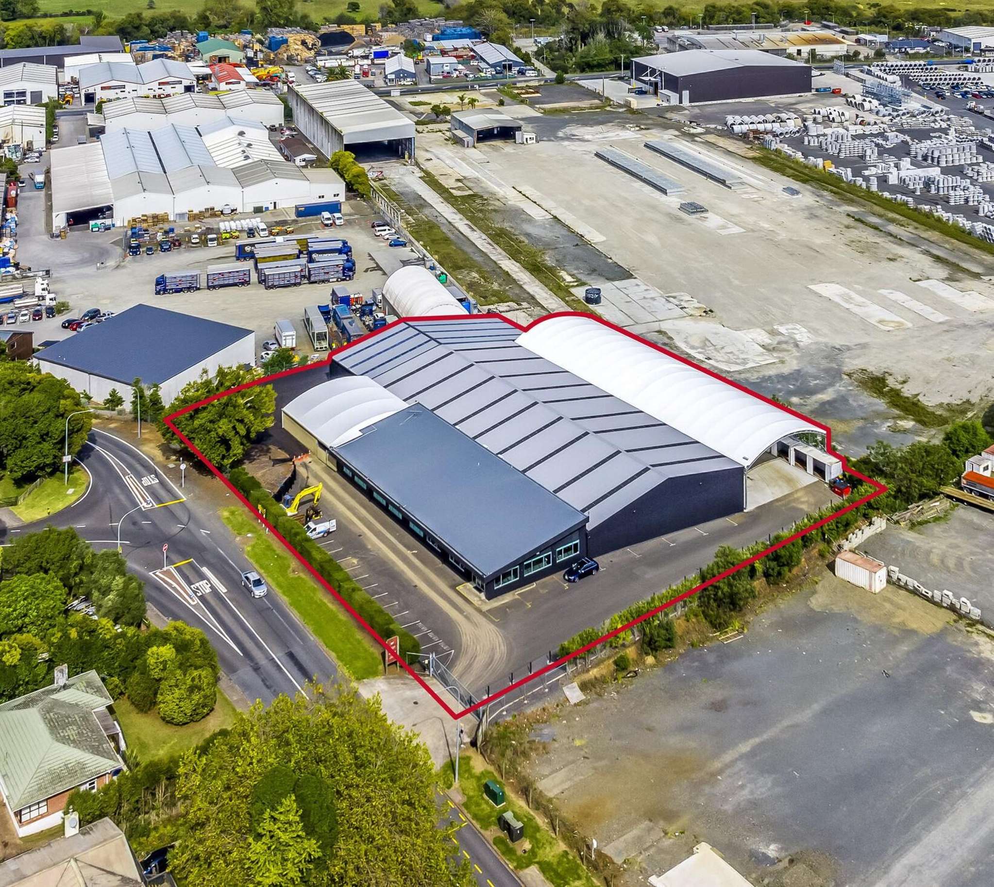 Vacant warehouse in fast-rising industrial hub