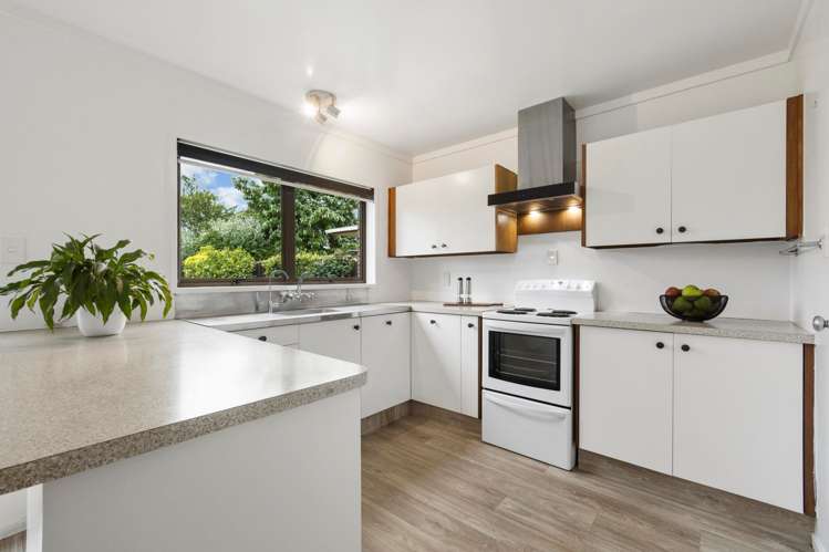 8 Kestrel Crescent Matamata_5