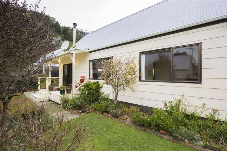 13 Hillside Lane The Brook_9