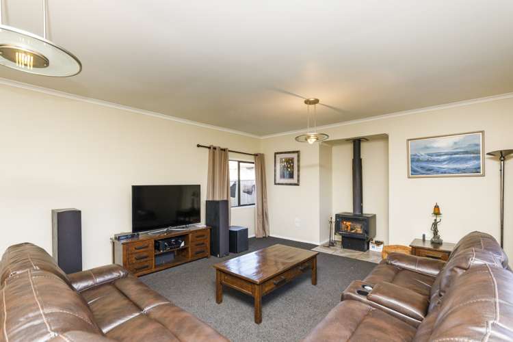 106 Pacific Drive Fitzherbert_7