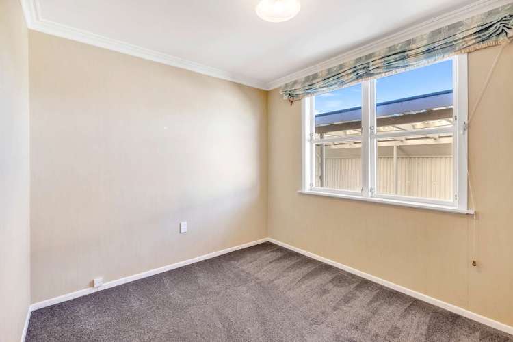 32 Parsons Avenue Levin_16