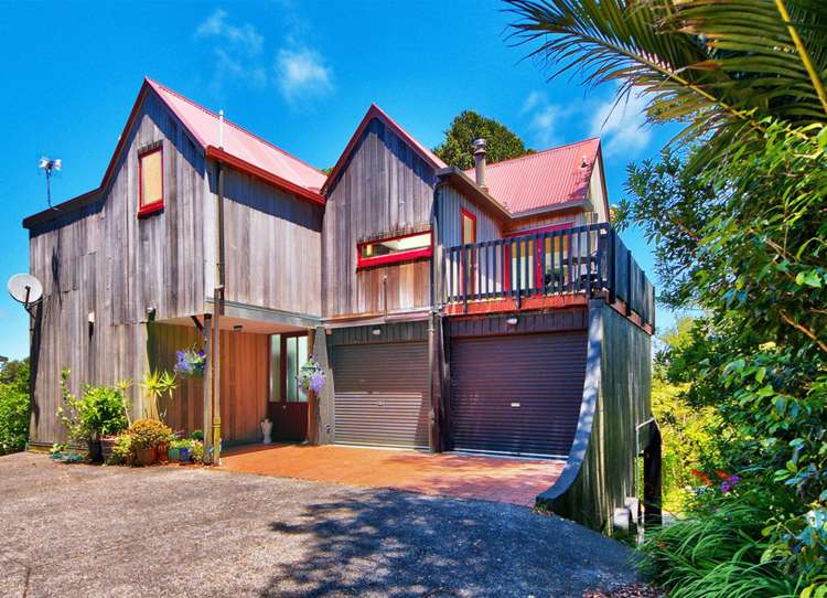 1/51 Quinns Road Waiatarua_2