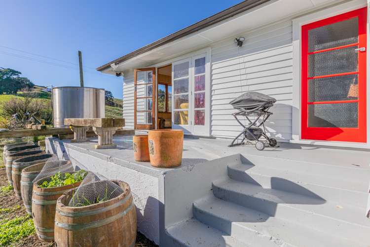 40 Jones Road Porangahau_14