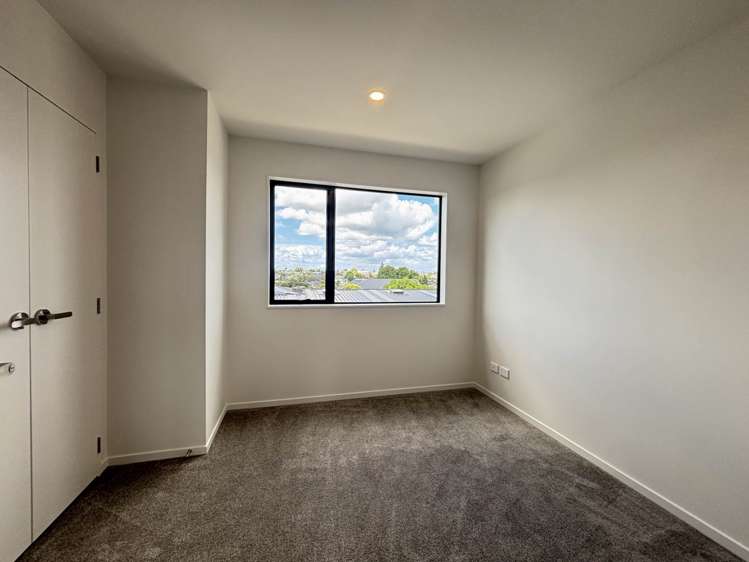 19 Paetai Lane Te Atatu Peninsula_14