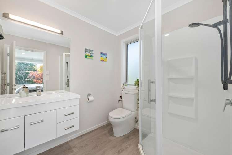4 Spitfire Drive Burleigh_21