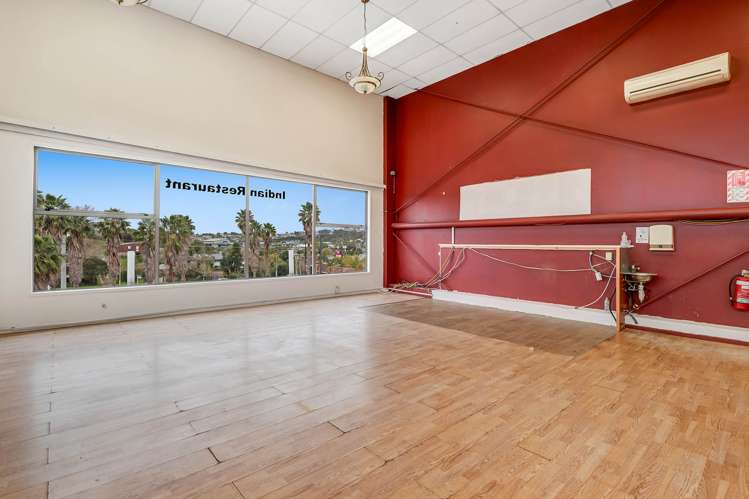 9B/15 Karepiro Drive Stanmore Bay_7