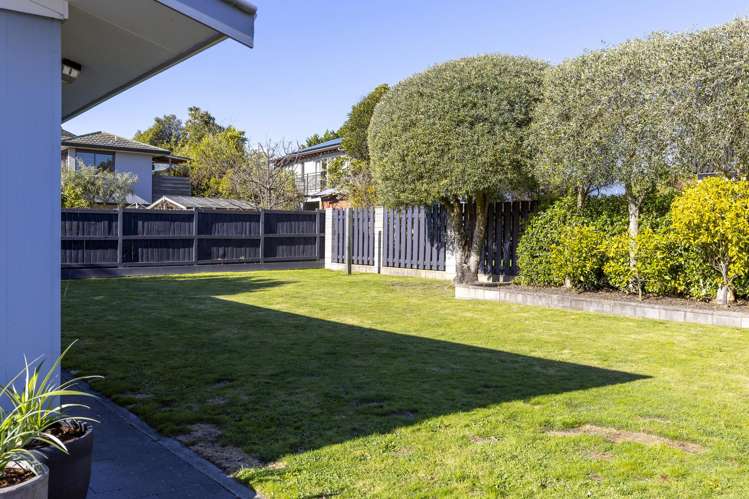 12 Charles Crescent Rainbow Point_10